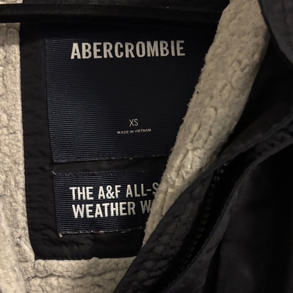 Abercrombie size XS Black “all season weather warrior” jacket - Picture 4 of 5